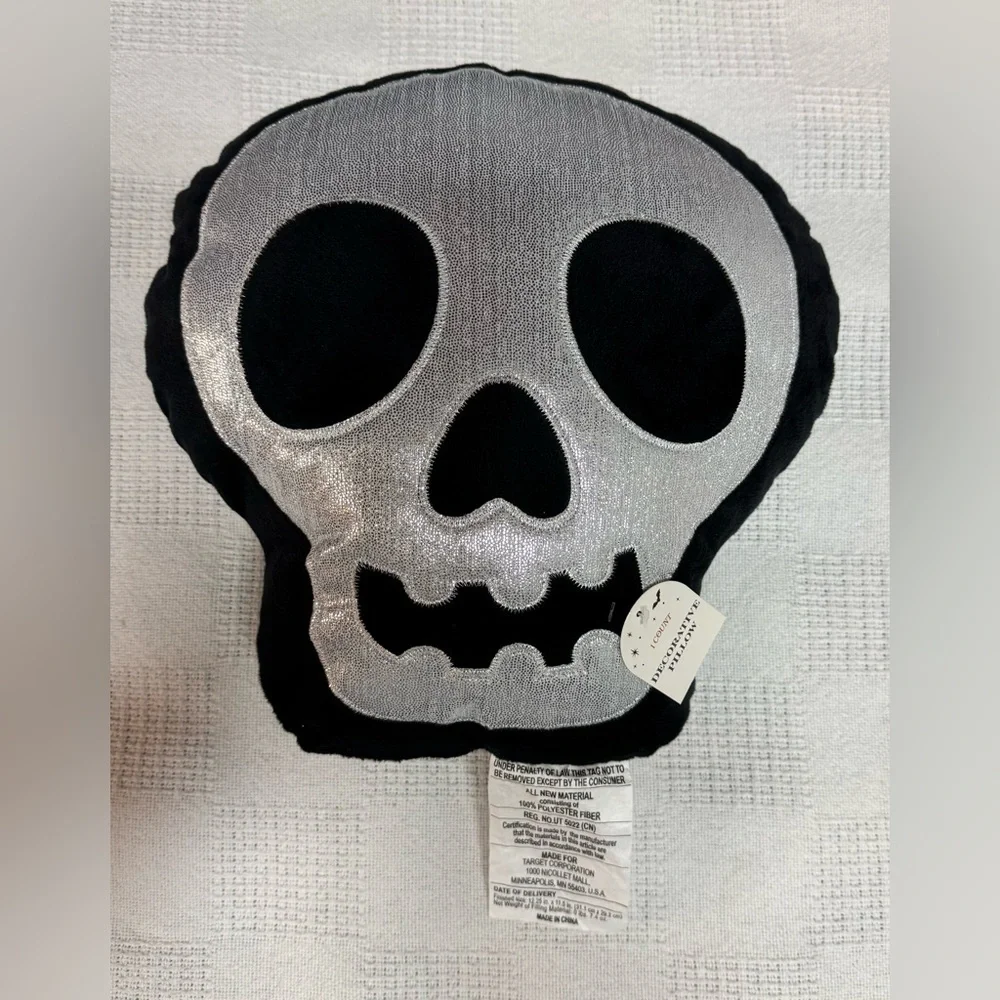 Gothic Skull Pillow - Black and Silver Pillow..
